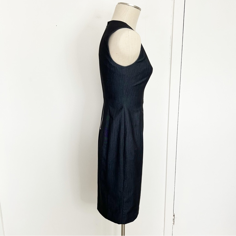 Calvin Klein Chambray Sheath Dress Sleeveless Navy Size 4‎ - Picture 2 of 6
